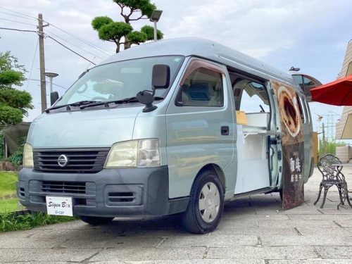 販売 キッチンカー キャラバン 外観