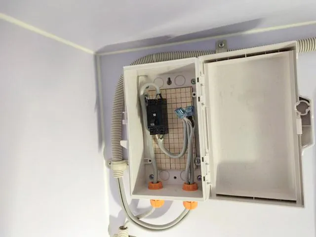 r815_3-8