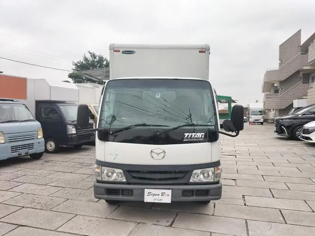 r749-3